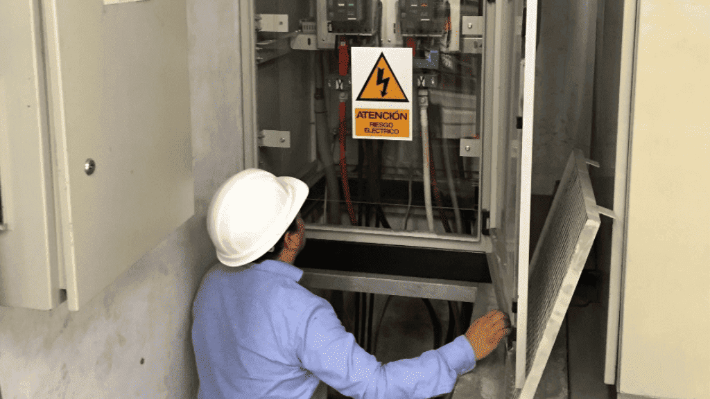 Instalación de tableros eléctricos